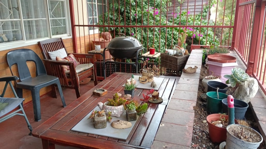 3 Bedroom Property for Sale in Ellaton North West